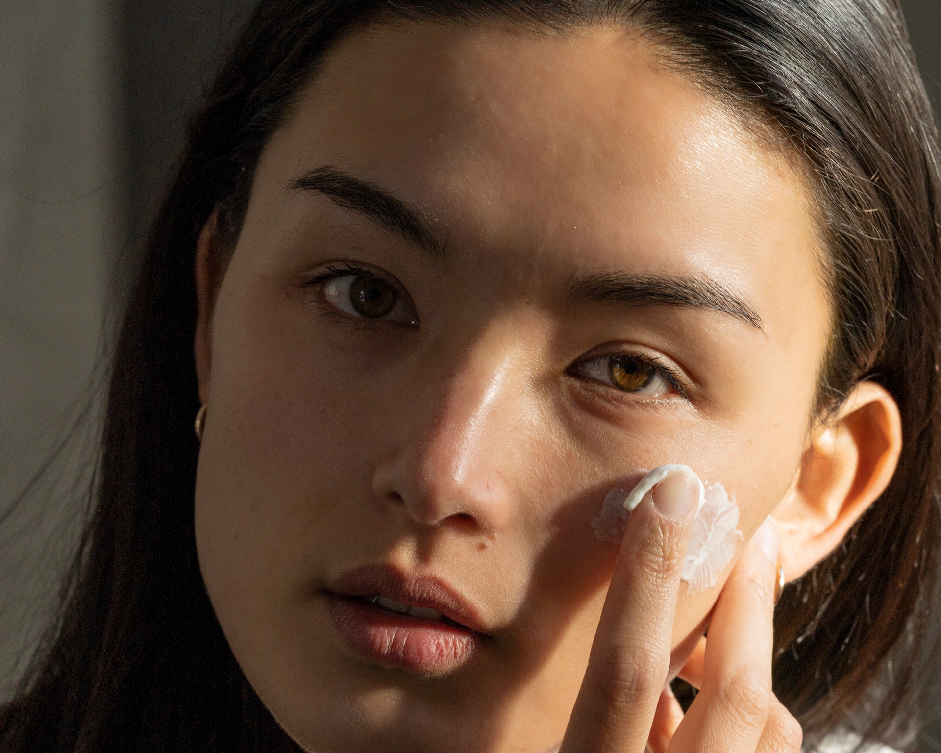 berlin skin cocoa eye butter best clean eye cream byrdie into the gloss